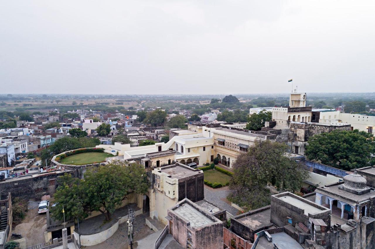 Fort Barli - A 16Th Century Castle Exterior photo